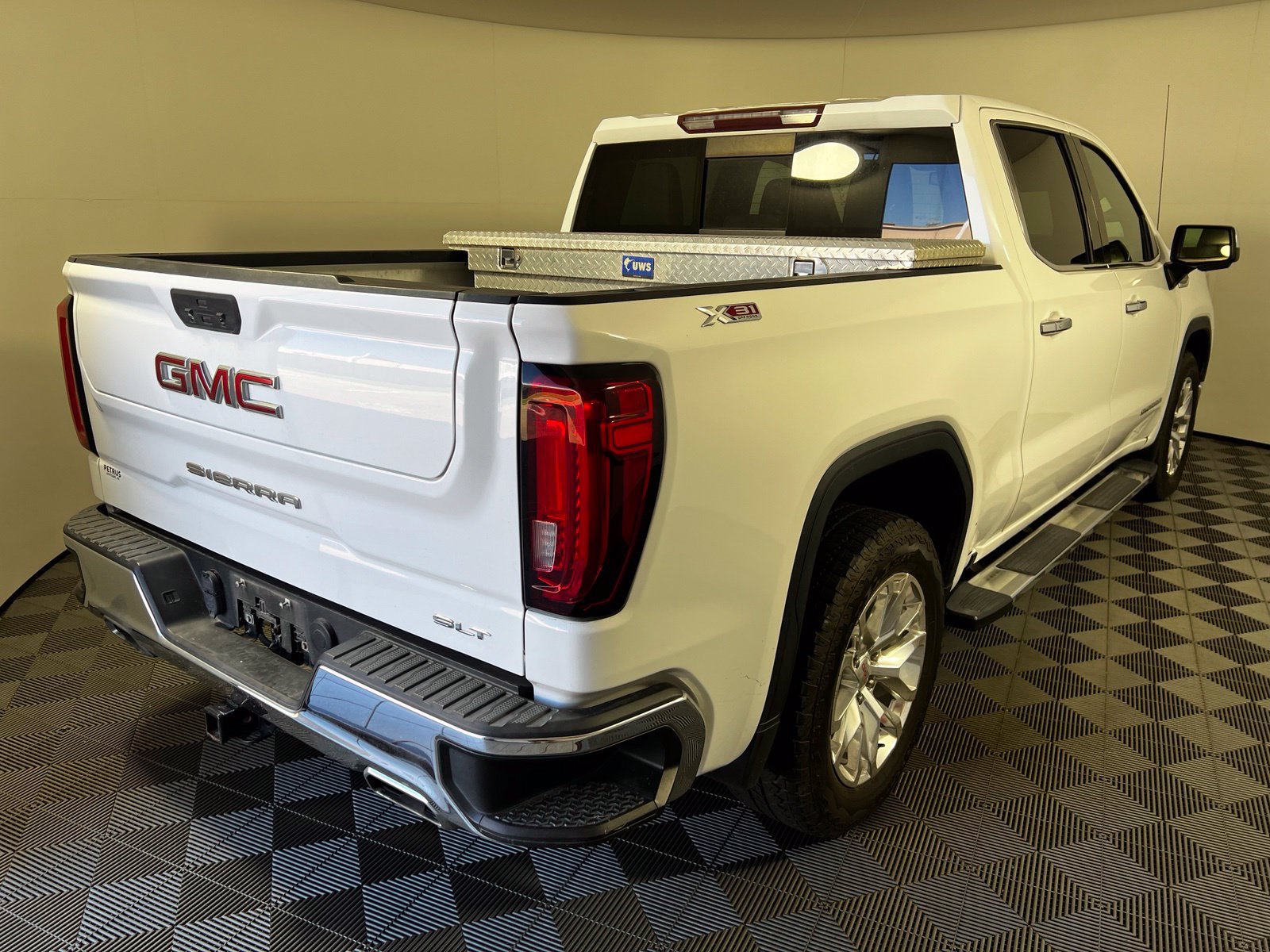 Used 2020 GMC Sierra 1500 SLT w/ SLT Premium Package AWD/4WD image 5