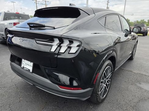 Certified 2025 Ford Mustang Mach-E Premium AWD/4WD image 5