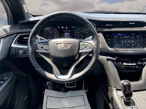 Certified 2023 Cadillac XT6 Sport w/ LPO, ONYX Package AWD/4WD image 8