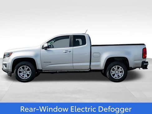 Used 2016 Chevrolet Colorado LT w/ LT Convenience Package RWD image 4
