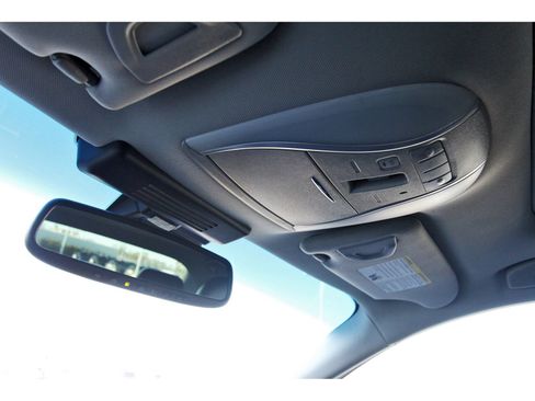 Used 2017 INFINITI Q70 3.7 image 24