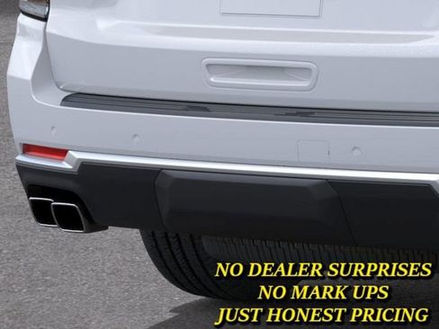 New 2026 Chevrolet Suburban High Country w/ LPO, Illumination Package AWD/4WD image 14