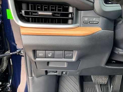 Used 2026 Toyota Grand Highlander Limited image 34