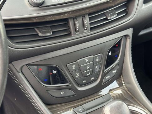 Used 2020 Buick Envision Essence image 21