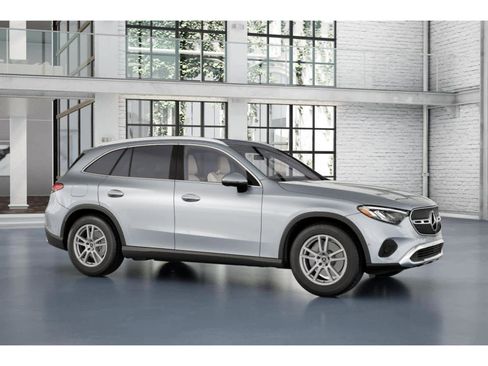 Used 2026 Mercedes-Benz GLC 300 image 12