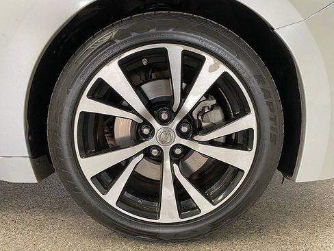 Used 2018 Nissan Maxima 3.5 SV image 26