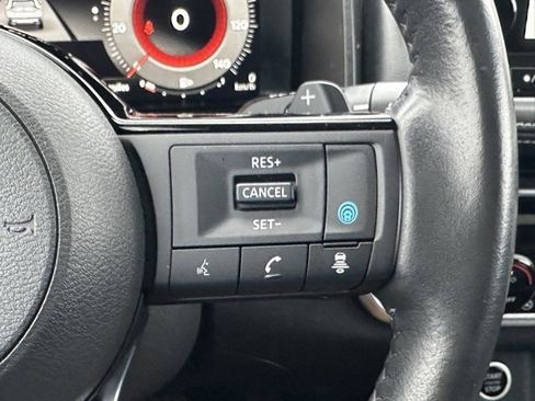 Certified 2022 Nissan Rogue Platinum w/ Head-Up Display Package image 39