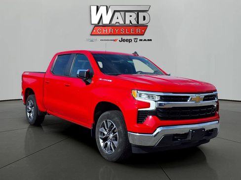 Used 2022 Chevrolet Silverado 1500 LT image 1