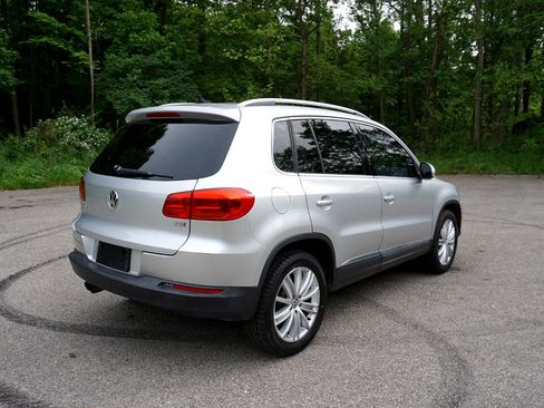 Used 2016 Volkswagen Tiguan SE image 5