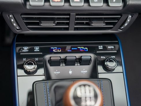 New 2026 Porsche 911 Carrera T image 23