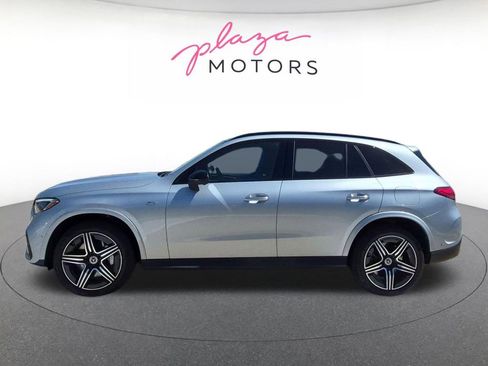 Used 2025 Mercedes-Benz GLC 350e 4MATIC image 8