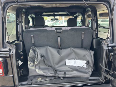 Used 2023 Jeep Wrangler Sport AWD/4WD image 20