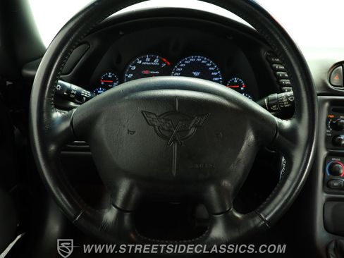 Used 2001 Chevrolet Corvette Z06 w/ Memory Pkg RWD image 36