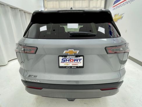 New 2026 Chevrolet Equinox LT image 5