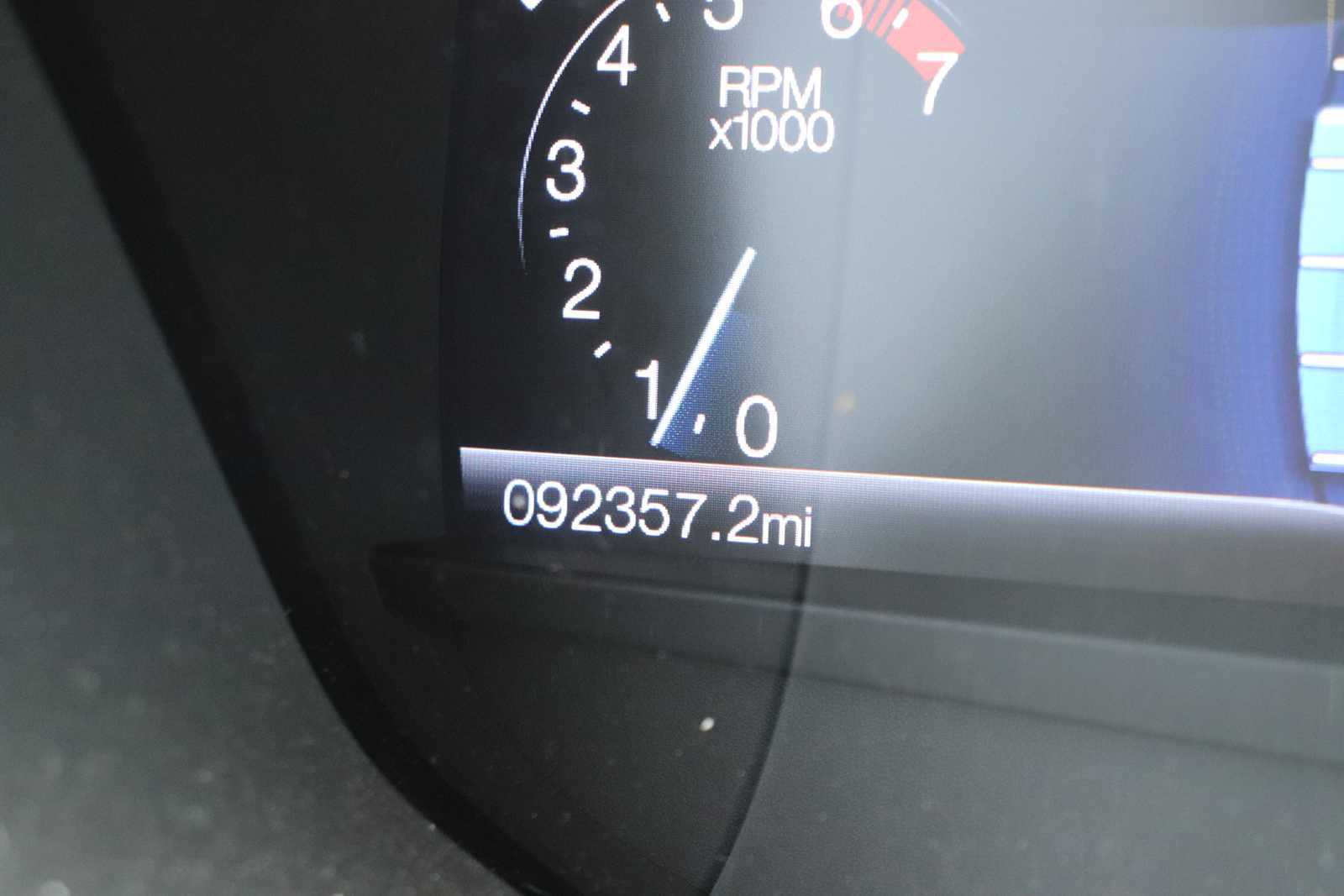 Used 2016 Ford Fusion SE FWD image 11