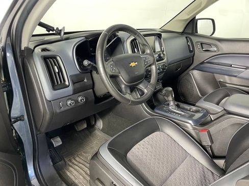Used 2015 Chevrolet Colorado Z71 AWD/4WD image 3