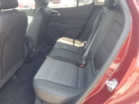 Used 2024 Chevrolet Trax LT w/ Driver Confidence Package FWD image 13