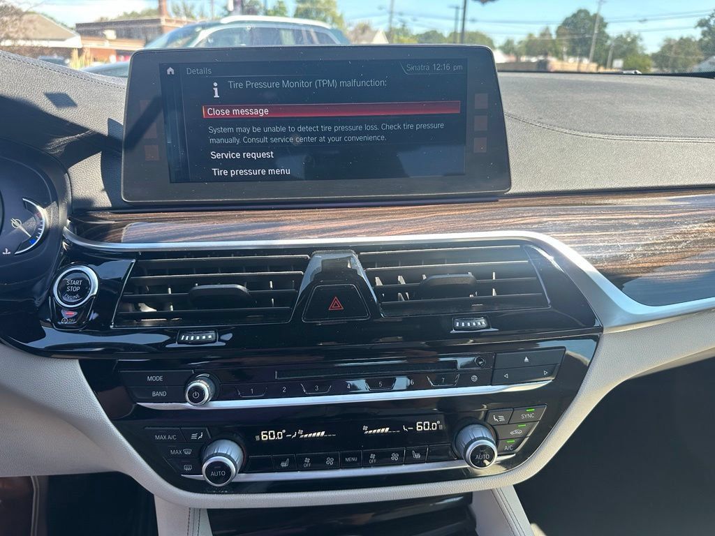 Used 2017 BMW 540i xDrive AWD/4WD image 13
