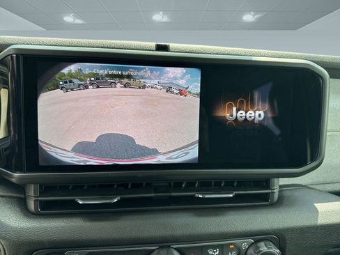 New 2025 Jeep Wrangler Sport S image 21