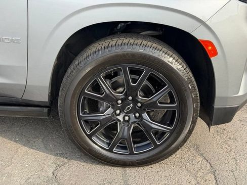 Used 2024 Chevrolet Tahoe High Country AWD/4WD image 30