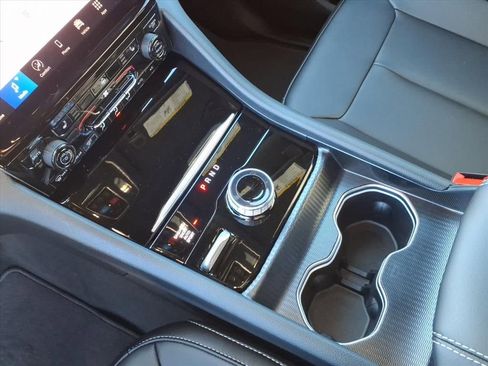 New 2025 Jeep Grand Cherokee L Limited image 28