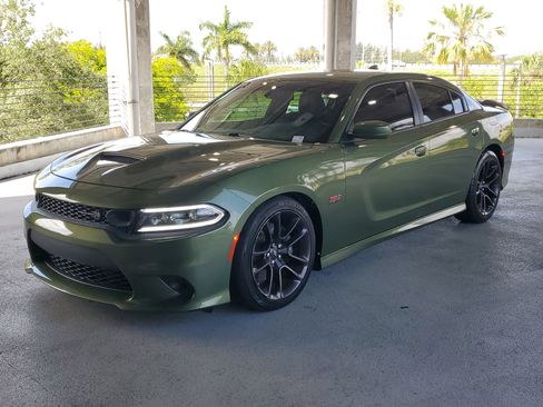 Used 2020 Dodge Charger Scat Pack RWD image 4