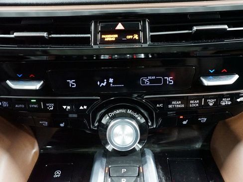 Used 2022 Acura MDX SH-AWD w/ Technology Package image 22