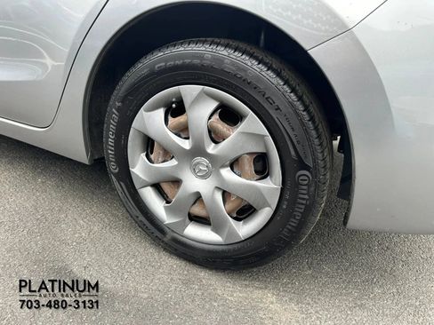 Used 2015 MAZDA MAZDA3 i SV FWD image 25