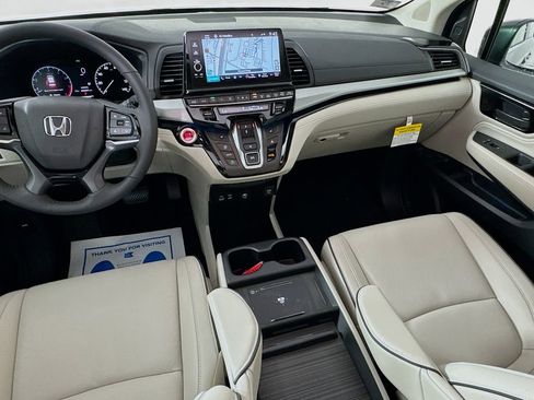 New 2026 Honda Odyssey Touring image 28