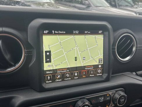 Used 2023 Jeep Wrangler Unlimited Sahara w/ Cold Weather Group AWD/4WD image 13