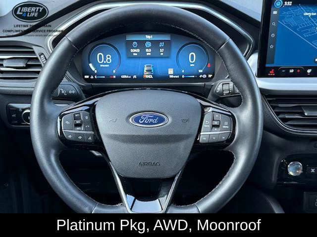 Used 2025 Ford Escape Platinum w/ Premium Technology Package AWD/4WD image 31