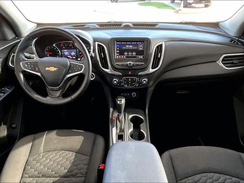 Used 2020 Chevrolet Equinox LT image 12