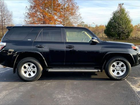 Used 2014 Toyota 4Runner SR5 Premium image 34