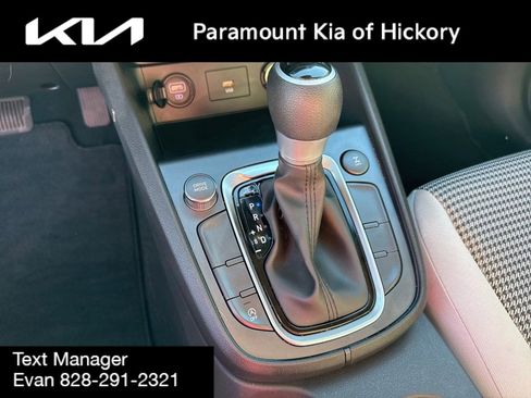 Used 2023 Hyundai Kona SE w/ Cargo Package image 24