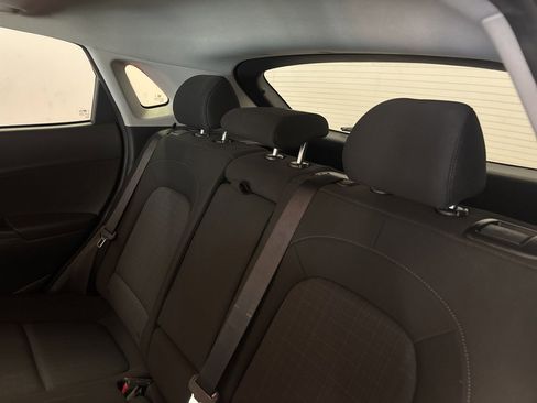 Used 2023 Hyundai Kona SEL w/ Convenience Package image 11