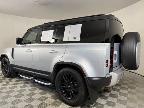 Used 2023 Land Rover Defender 110 S AWD/4WD image 7