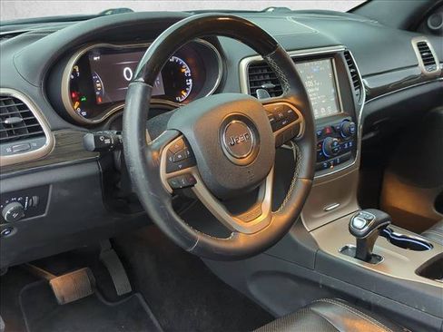 Used 2015 Jeep Grand Cherokee Overland RWD image 9