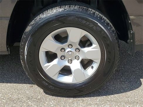 Used 2021 RAM 1500 Big Horn image 30