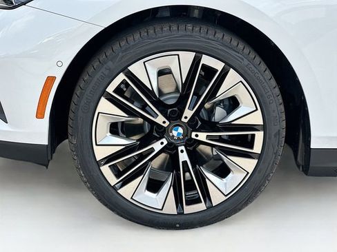 Used 2026 BMW 530i image 26