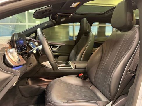 Used 2023 Mercedes-Benz EQE 500 4MATIC Sedan w/ Exclusive Trim Package image 21