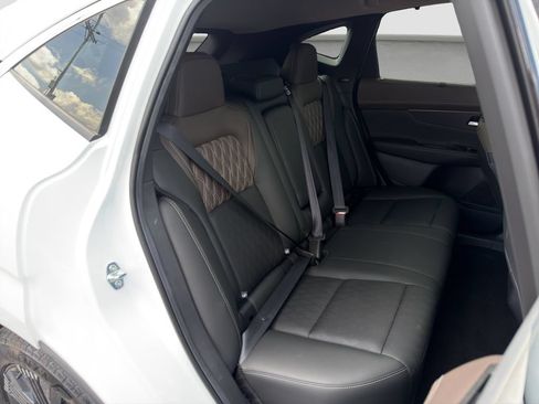 Used 2025 Nissan Murano Platinum AWD/4WD image 19