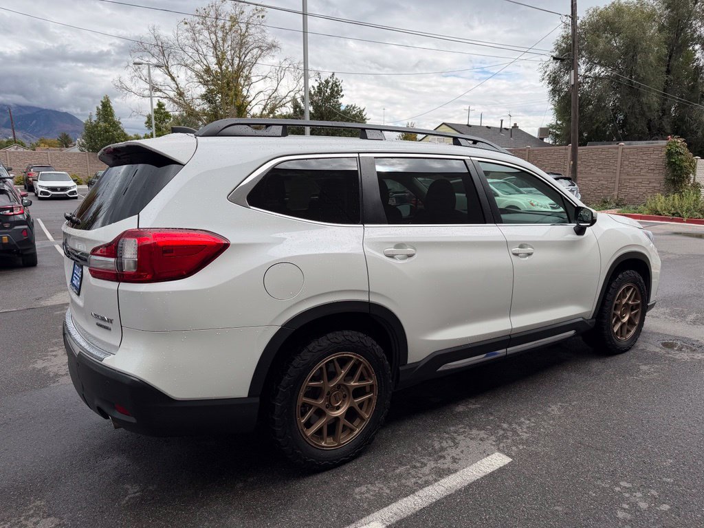 Used 2022 Subaru Ascent Limited w/ Technology Package AWD/4WD image 5