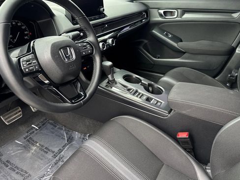 Used 2024 Honda Civic Sport image 4