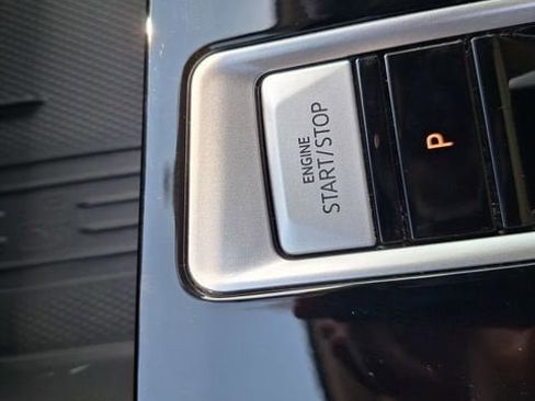 Used 2025 Volkswagen Atlas SEL Premium R-Line AWD/4WD image 24