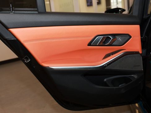 Used 2022 BMW M3 Competition w/ Executive Package image 21