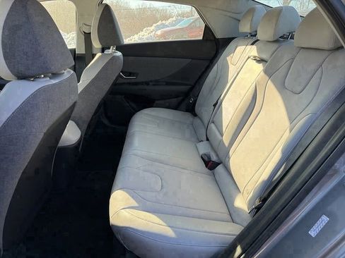 Certified 2023 Hyundai Elantra Limited image 13