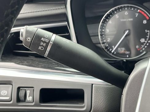 Used 2023 Cadillac XT5 Premium Luxury image 34