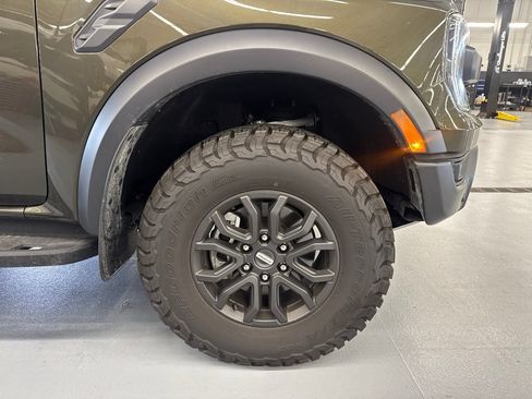 Used 2025 Ford Ranger Raptor AWD/4WD image 9