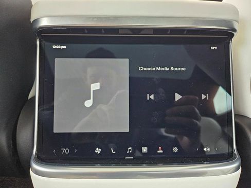 Used 2023 Tesla Model S AWD image 63