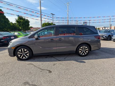 Used 2025 Honda Odyssey EX-L image 6